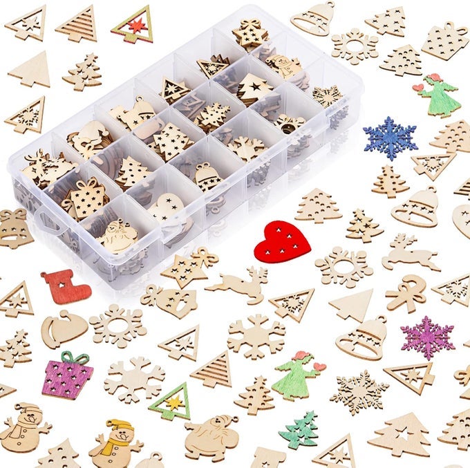 300 PIECES UNFINISHED MINI WOODEN CHRISTMAS ORNAMENTS DIY WOODEN CHRISTMAS ORNAMENTS MINI BLANK WOOD SLICE CUTOUT CHRISTMAS CRAFT FOR HOLIDAY WINTER XMAS TREE HANGING DECORATION DIY CRAFT30 STYLES