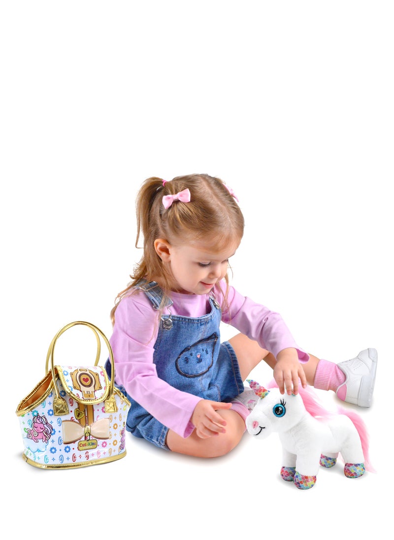 Funville - Lou Lou Unicorn with Carry Case - Image 1