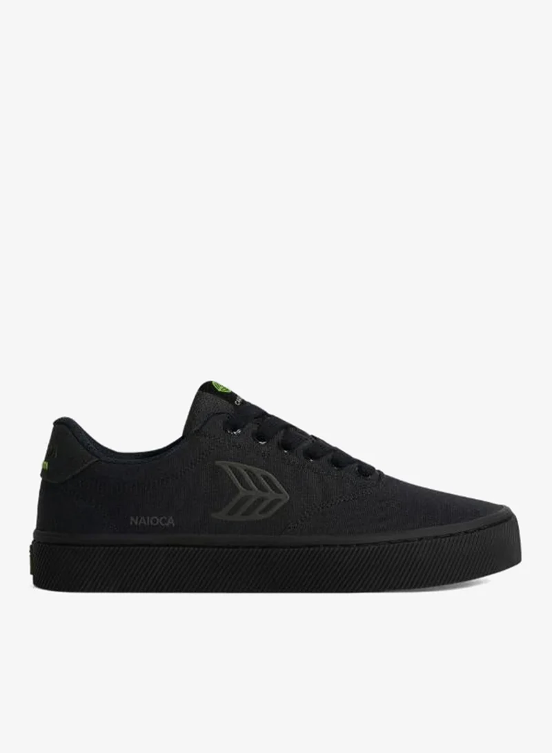 Cariuma NAIOCA All Black Canvas Ash Grey Logo Sneaker