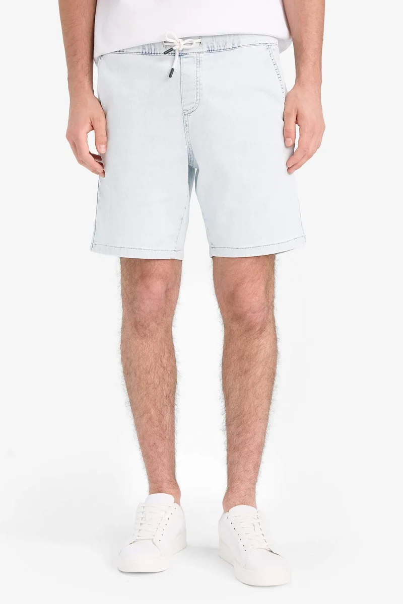 ديفاكتو Regular Fit Elastic Waist Relaxed Fit Denim Shorts
