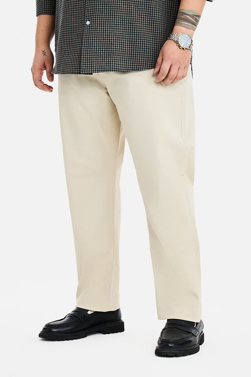 سنيتش Beige Solid Regular Fit Plus Size Chinos