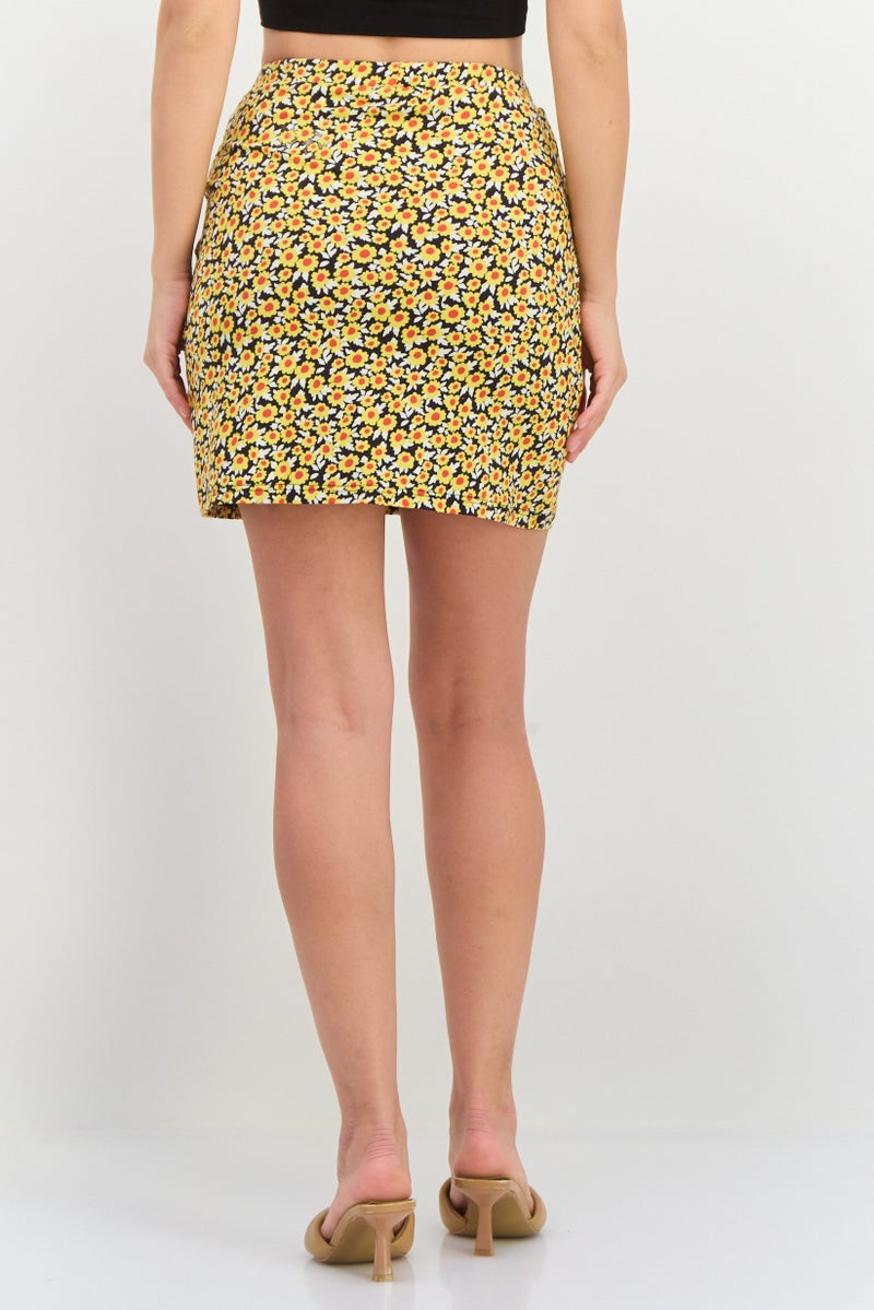 GLAMOROUS Women Floral Print Mini Skirt, Multicolor - Image 3