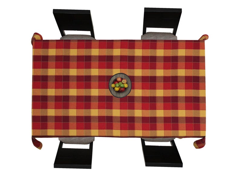 Airwill Cotton Jacquard Dobby Checks with Multicolor Combos of 4/6 Seater Tablecloth, Sized 140cm Width and 140cm Length - Image 4
