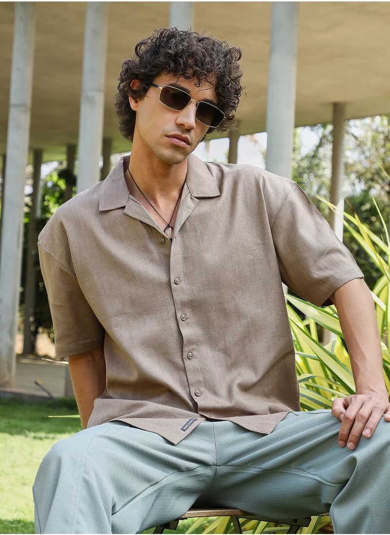 Campus Sutra Men's Tortilla Brown Solid Resort Oversized Shirt