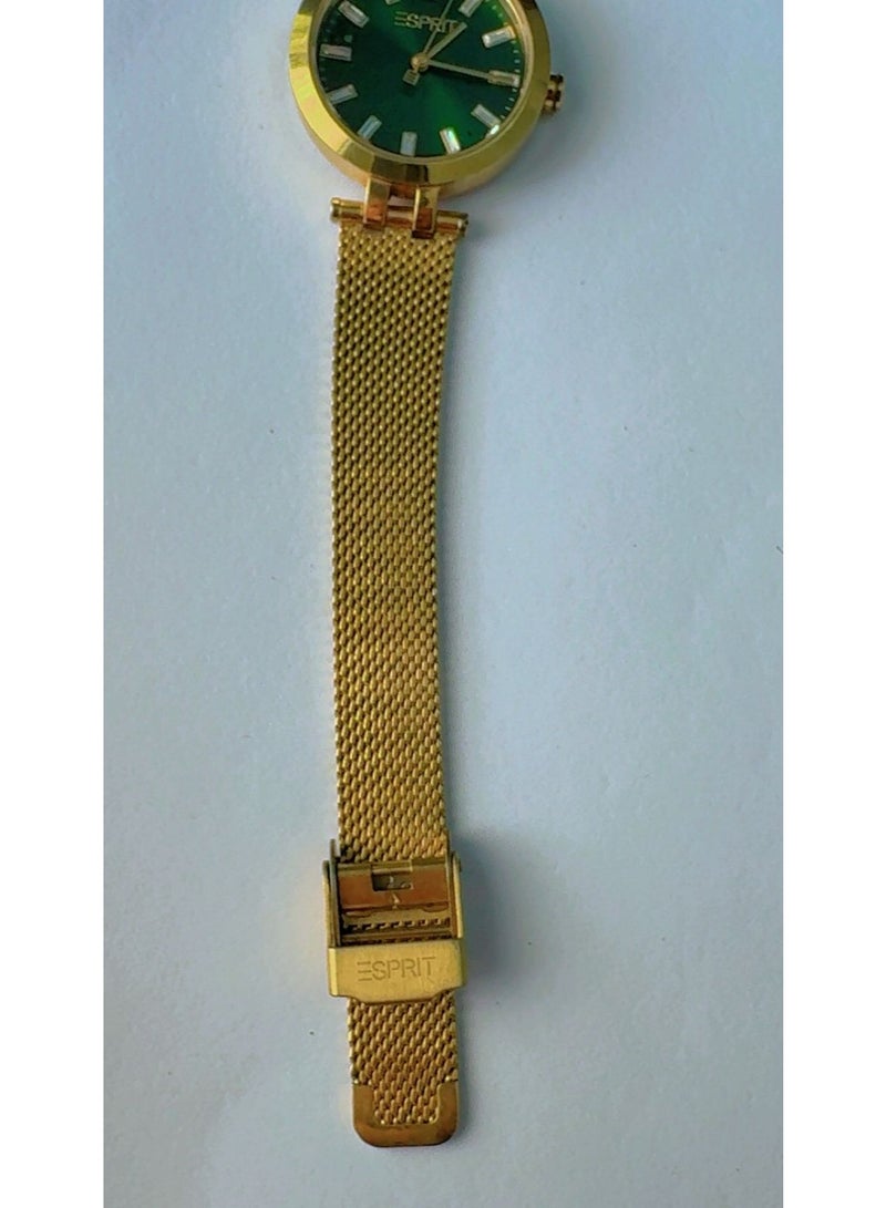 ESPRIT Luxury Esprit 1L331 Women's Watch - Gorgeous Emerald Green Dial with Gold Mesh Band - Pre-Owned (Looks Absolutely Brand New & Mint Condition) - Image 2