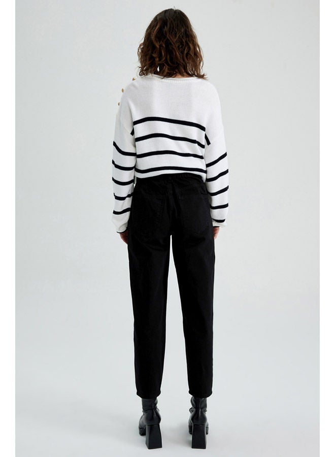 Woman Baggy Woven Trousers