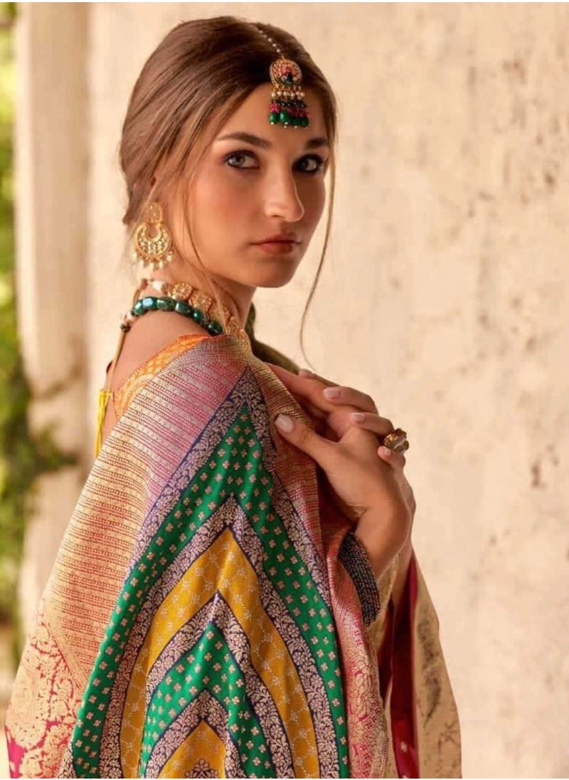 Grab Mantra Traditional Weaving Pink Sari With Golden Border And Multicolour Pallu Plus Unstitched Silk Blouse  - Image 2