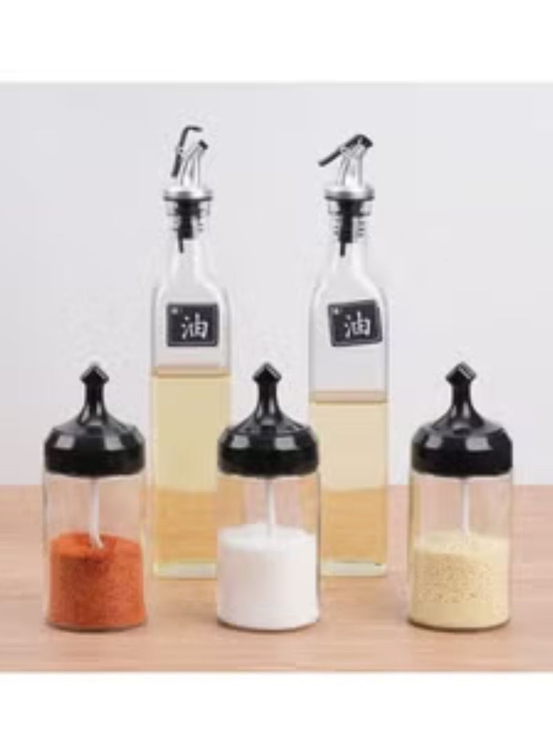 طقم زيت وخل مكون من زجاجتين موزع 500 مل و3 مرطبانات توابل مع ملاعق - شفاف - Image 1
