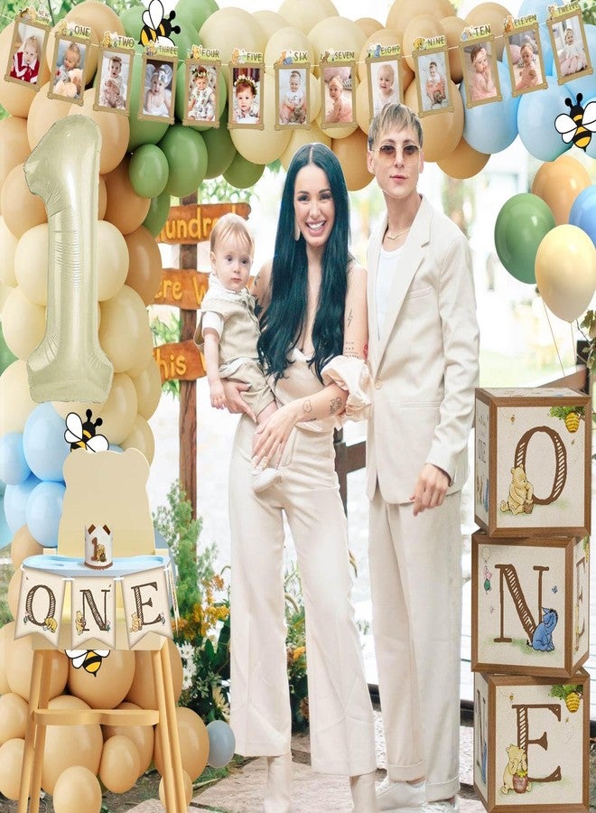 هيبولاند مجموعة زينة حفلة عيد الميلاد الأول ويني ذا بوه، 154 قطعة، تتضمن لافتة عيد الميلاد الأول الكلاسيكية لويني ذا بوه، لافتة كرسي الطعام، صندوق واحد، قوس بالونات، تاج، مفرش طاولة، خلفية، زينة كعكة وملصقات - Image 2