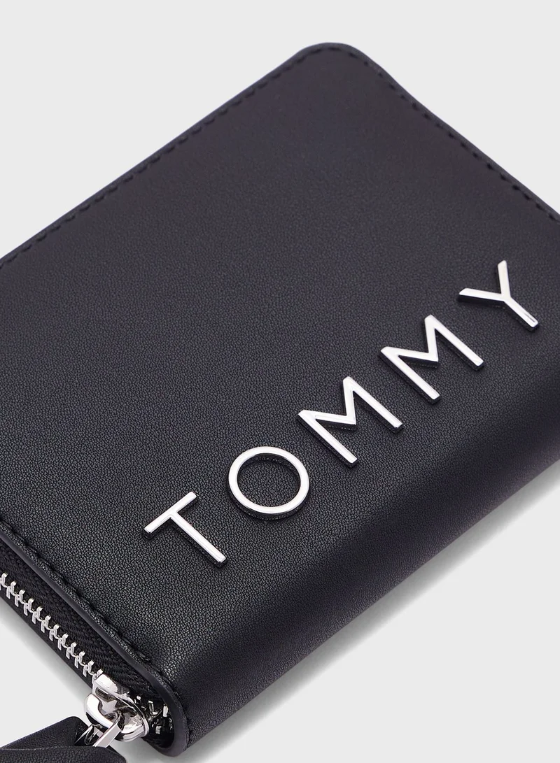 TOMMY JEANS Logo Detailed  Zip Around  Wallet