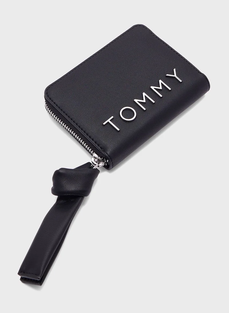 TOMMY JEANS Logo Detailed  Zip Around  Wallet