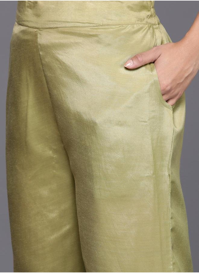Libas Embroidered Straight Kurta and Mid Rise Trousers with Solid Dupatta Set by Styli  - Image 5