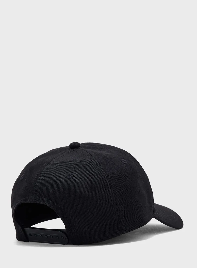 Calvin Klein Jeans Logo Curved Peak Cap