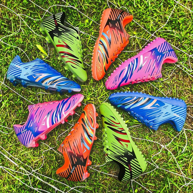 Manufacturers direct batch of youth fashion football sports shoes children's broken nails indoor and outdoor comprehensive training football shoes - Image 5