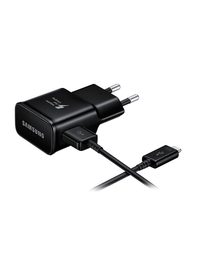 سامسونج محول للشحن يأتي مع كابل بمنفذ USB Type-C مناسب للسفر أسود - Image 2
