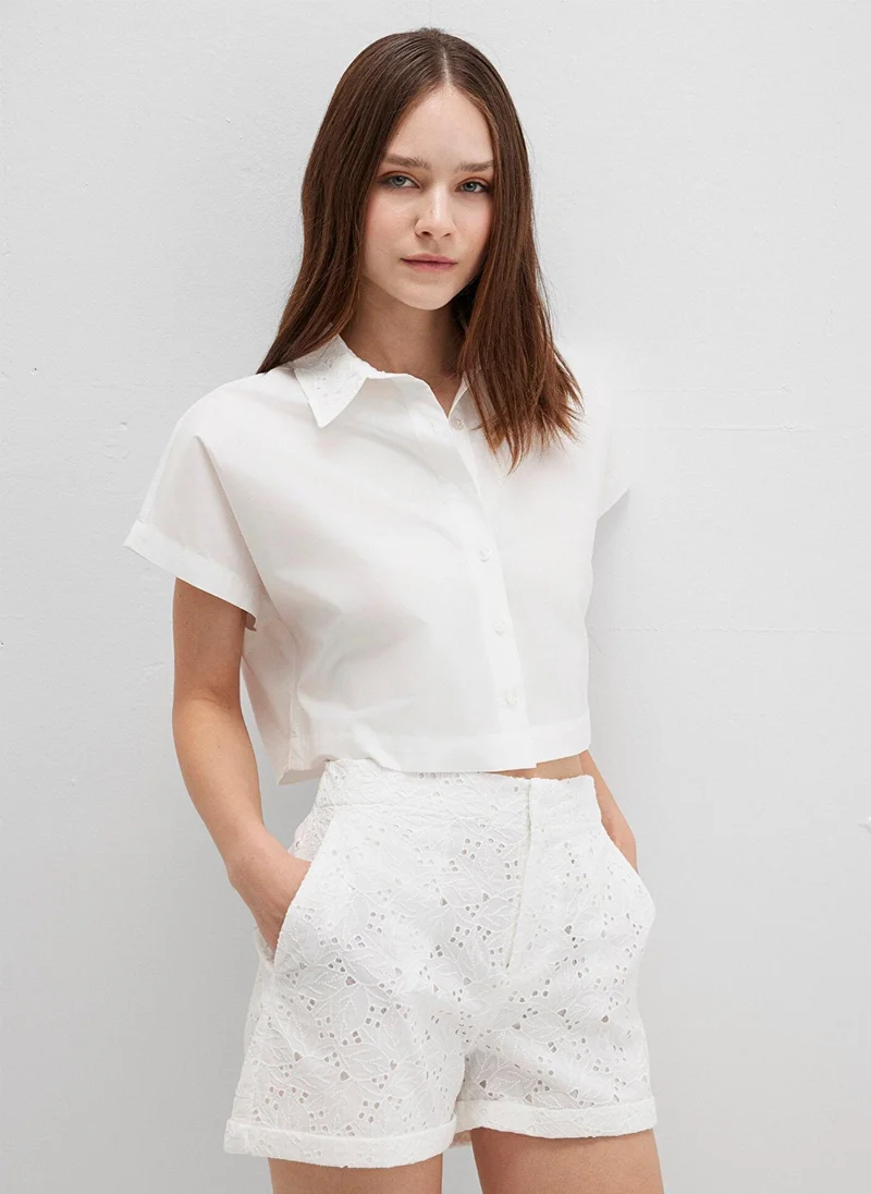 مافي Collar Detailed White Crop Shirt