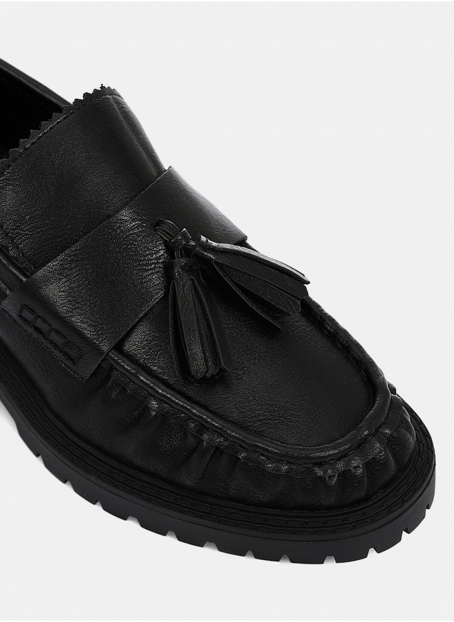 DejaVu Black Mid Heel Plain Loafers  - Image 5