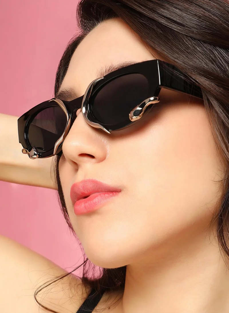 Haute Sauce The Serpent Oval Sunglasses - Onyx Black