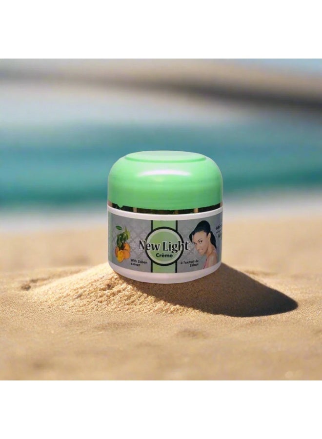 نيو لايت كريم نيو لايت 300 غرام/10.5 أونصة مع مستخلصات الزعفران. يرطب البشرة وينعمها ويفتح لونها. - Image 3