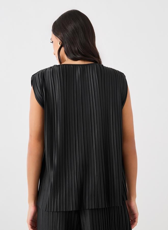 Styli Styli Pleated V-Neck Buttoned Waistcoat  - Image 4