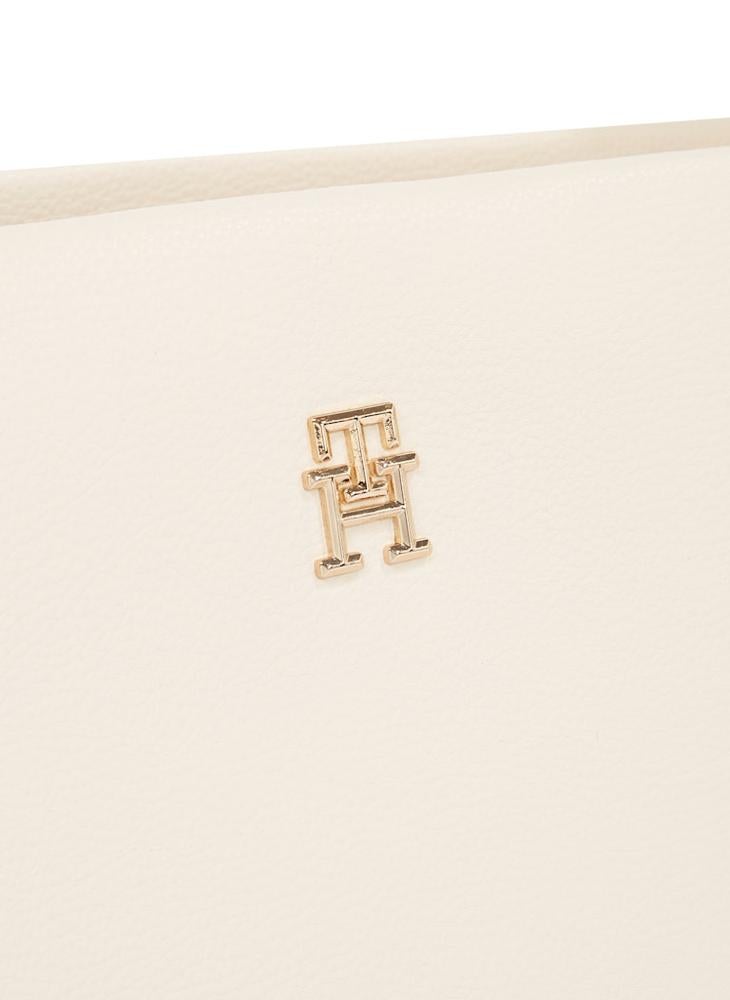 TOMMY HILFIGER LEGACY MEDIUM SATCHEL  - Image 3