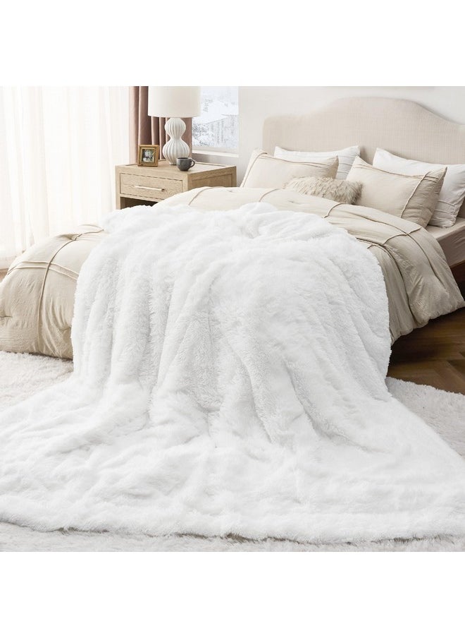 بيد شور بطانية Bedsure الناعمة البيضاء بحجم كينج للسرير، بطانية كبيرة منفوشة وناعمة لفصل الشتاء، بطانية من صوف الشيربا الناعم المريح من الفرو الصناعي، بطانية سميكة ودافئة لهدايا عيد الميلاد للنساء والرجال، 108 × 90  - Image 5