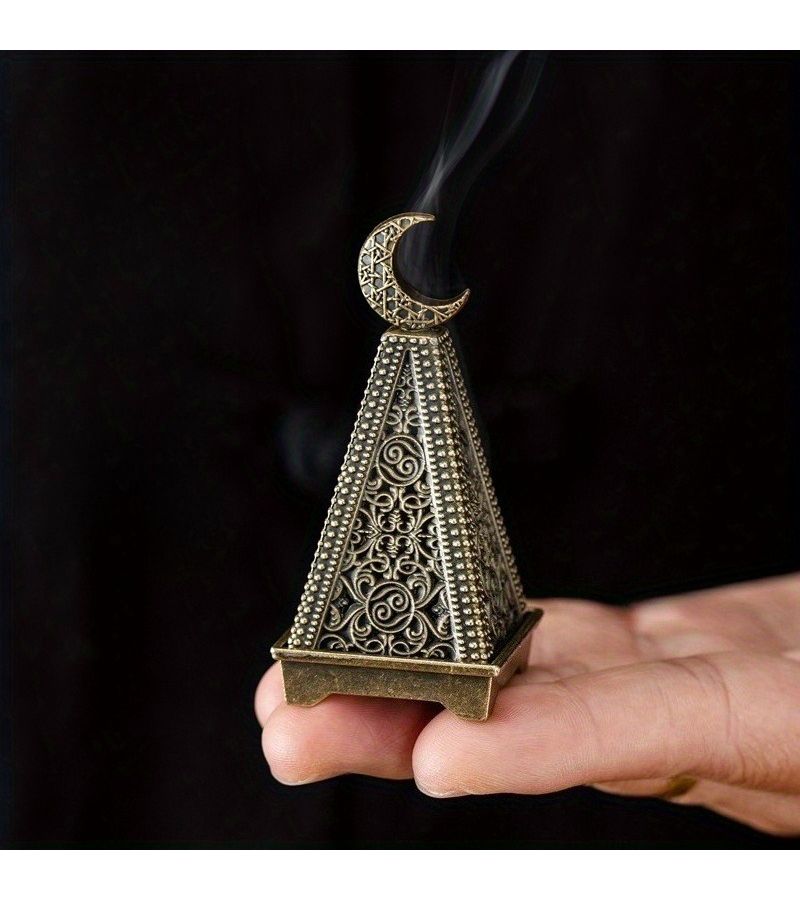 2Pcs Zinc Alloy Desktop Ornament Metal Diffuser with Moon and Carp Design - Image 2