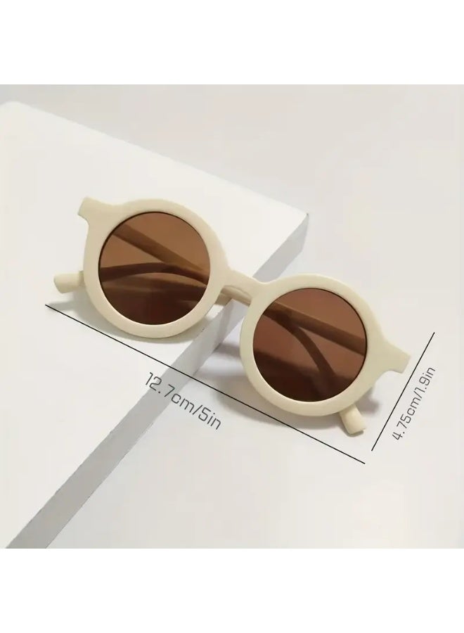 سينت هاوس مجموعة من 3 قطع من النظارات اللطيفة للأولاد والبنات، نظارات أنيقة، عدسات مزخرفة، مرايا مزخرفة للأولاد، نظارات للبنات، دعامات التصوير، عروض المنصة، نظارات الحفلات، هدايا الهالوين والكريسماس (تتضمن حافظة النظارات)، نظارات شمسية - Image 4