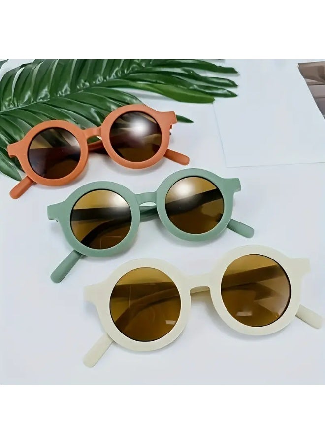 سينت هاوس مجموعة من 3 قطع من النظارات اللطيفة للأولاد والبنات، نظارات أنيقة، عدسات مزخرفة، مرايا مزخرفة للأولاد، نظارات للبنات، دعامات التصوير، عروض المنصة، نظارات الحفلات، هدايا الهالوين والكريسماس (تتضمن حافظة النظارات)، نظارات شمسية - Image 1