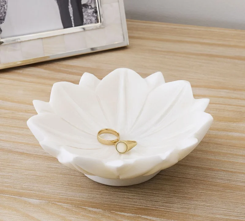 Casa Quesera Handcrafted Marble Lotus Bowl- 9 inches