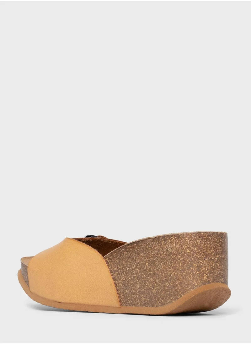 BAYTON Luna Mid Heel Wedges Sandals