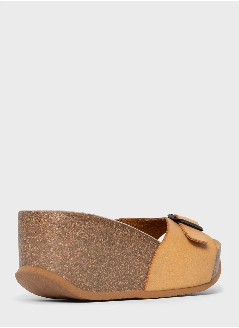 BAYTON Luna Mid Heel Wedges Sandals