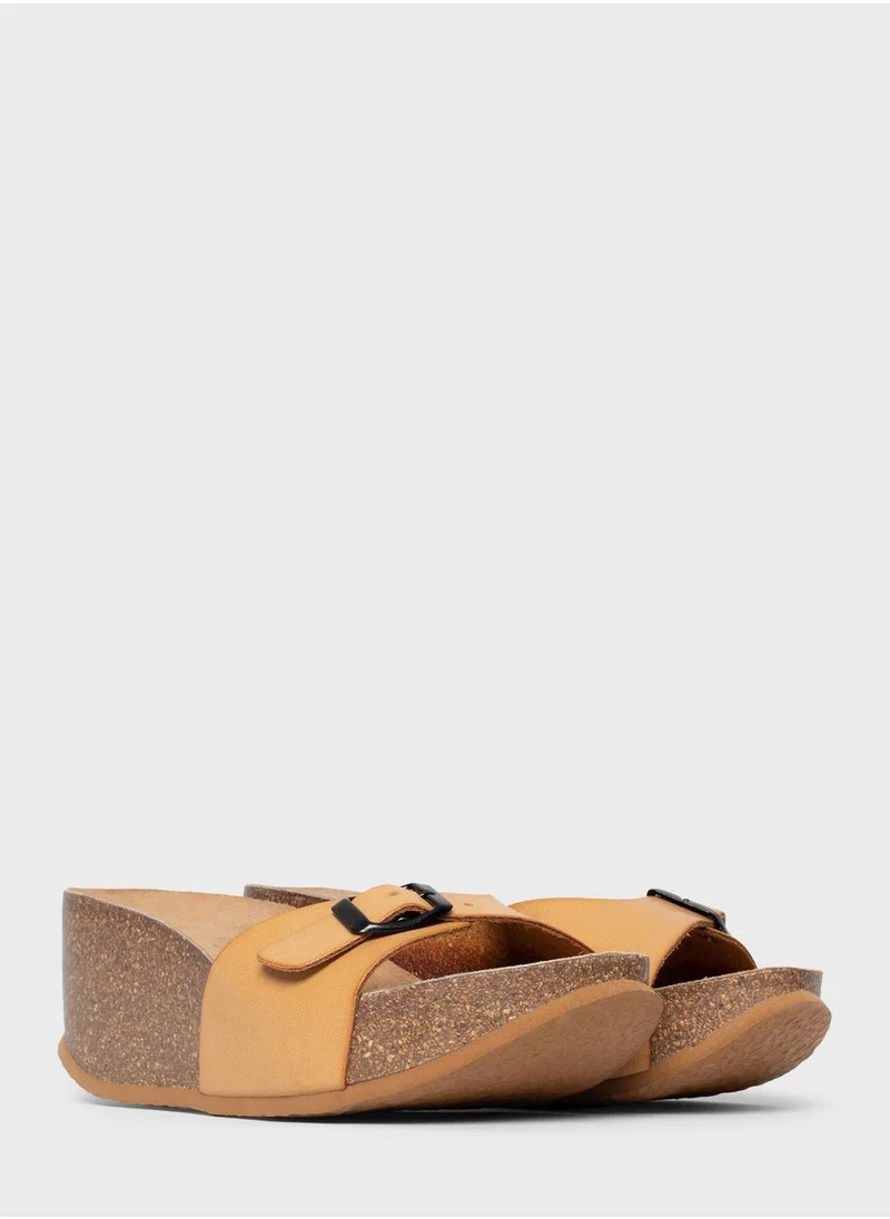 BAYTON Luna Mid Heel Wedges Sandals