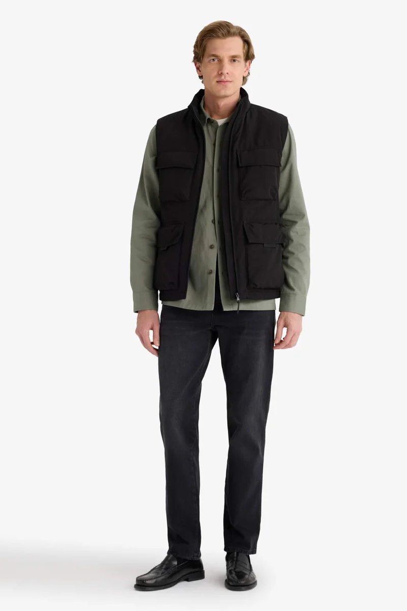 Defacto Regular Fit High Neck Vest