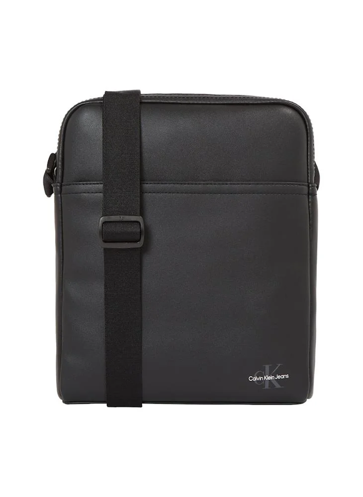 Calvin Klein Jeans Logo Messenger Bags