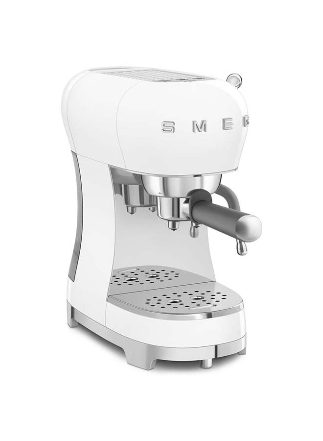 smeg Ecf02Whuk, 50'S Retro Style Aesthetic Espresso Coffee Machine, Professional Pressure And Anti Drip System, Adjustable Cappuccino System, Flow Stop Function, Removeable Tank 1 L ECF02WHUK White - Image 4