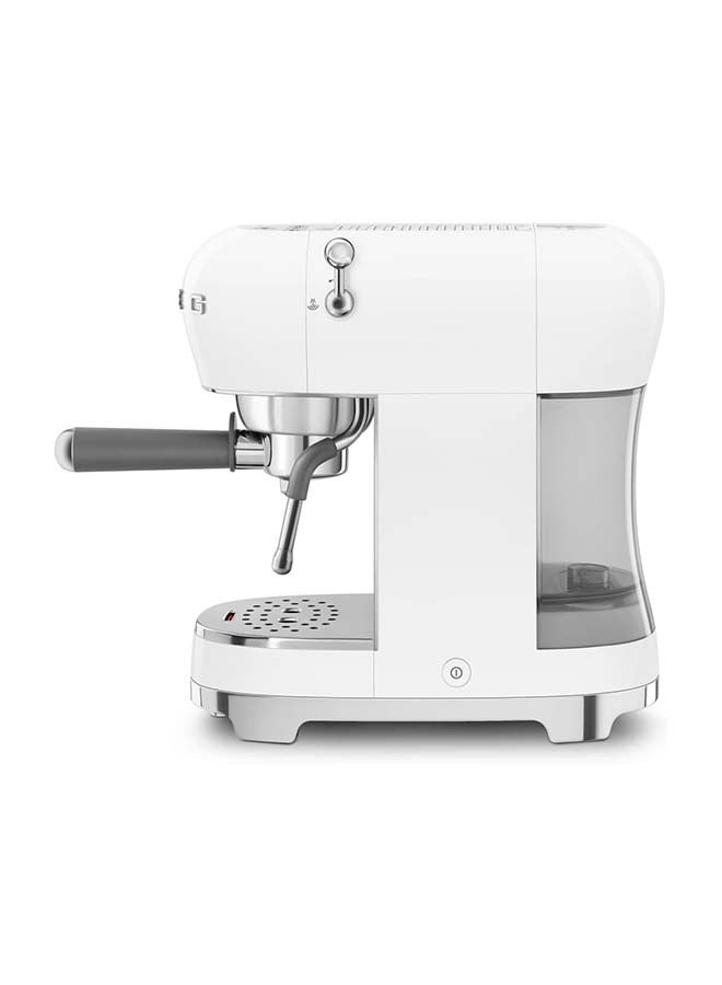 smeg Ecf02Whuk, 50'S Retro Style Aesthetic Espresso Coffee Machine, Professional Pressure And Anti Drip System, Adjustable Cappuccino System, Flow Stop Function, Removeable Tank 1 L ECF02WHUK White - Image 3