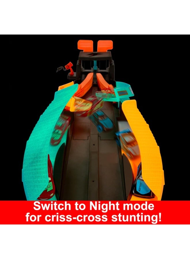 Disney Pixar Cars Launch & Criss-Cross Glow Race Track Set - Image 5