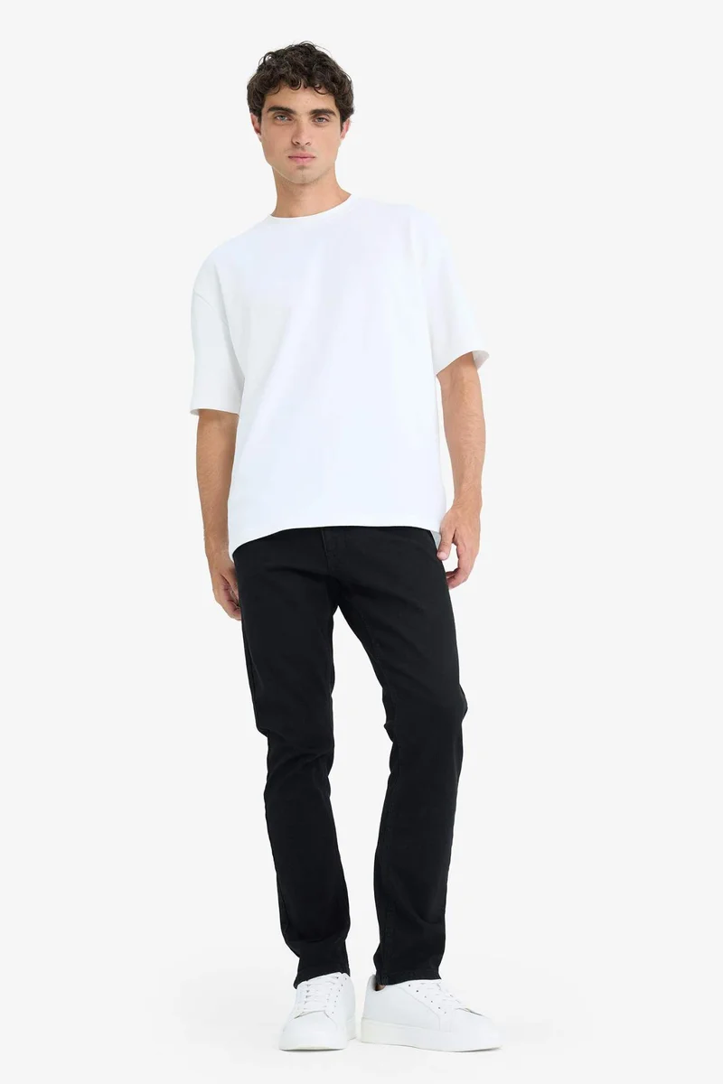 ديفاكتو Pedro Slim Fit Super Skinny Hem Jeans