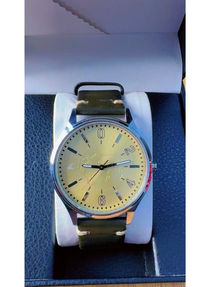 Fastrack Men's Tripster World Map Analog Quartz Watch - Champagne Gold / Olive Dial with Dark Green Genuine Leather Strap (Model 3237SL01 / 3237SAA) - Pre-Owned (Like New Condition) - Image 5
