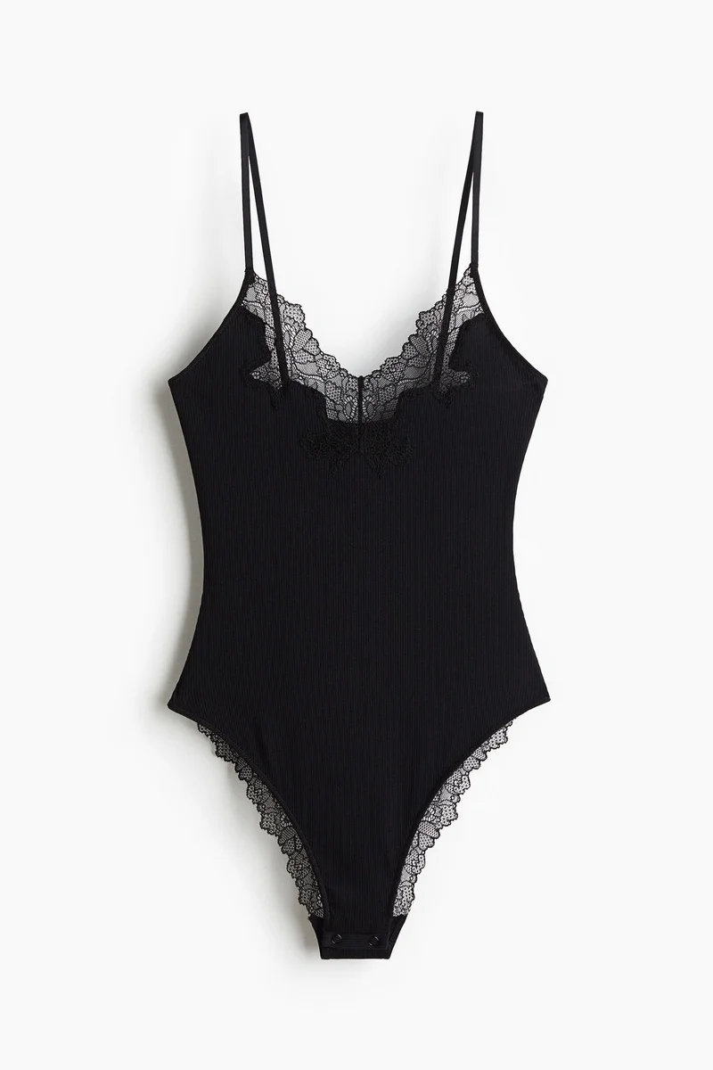 اتش اند ام بودي سوت من القطن بحواف دانتيل