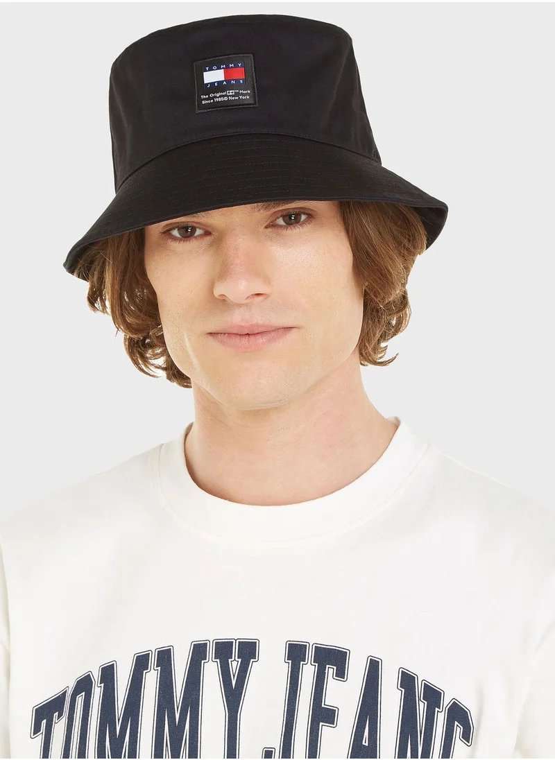 TOMMY JEANS Modern Patch Bucket Hat