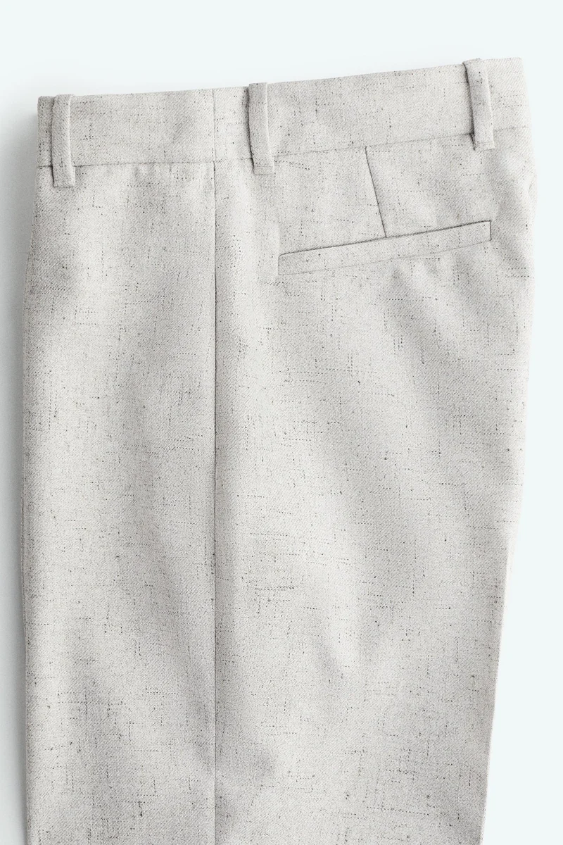 اتش اند ام بنطلون واسع مزيّن بكسرات على الساقين