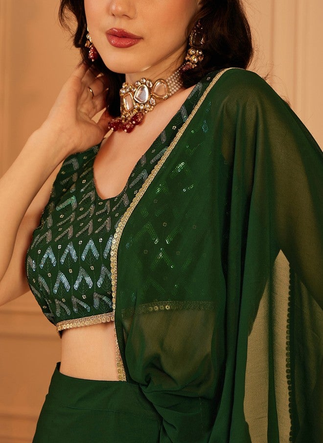 Indo Street طقم نسائي مزين بياقة على شكل حرف  وتنورة - Image 2