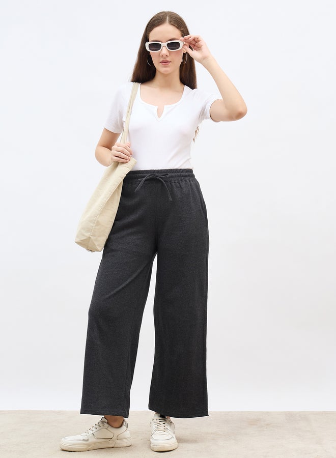 ستايلي بنطلون رياضي واسع الساق برباط - Image 1