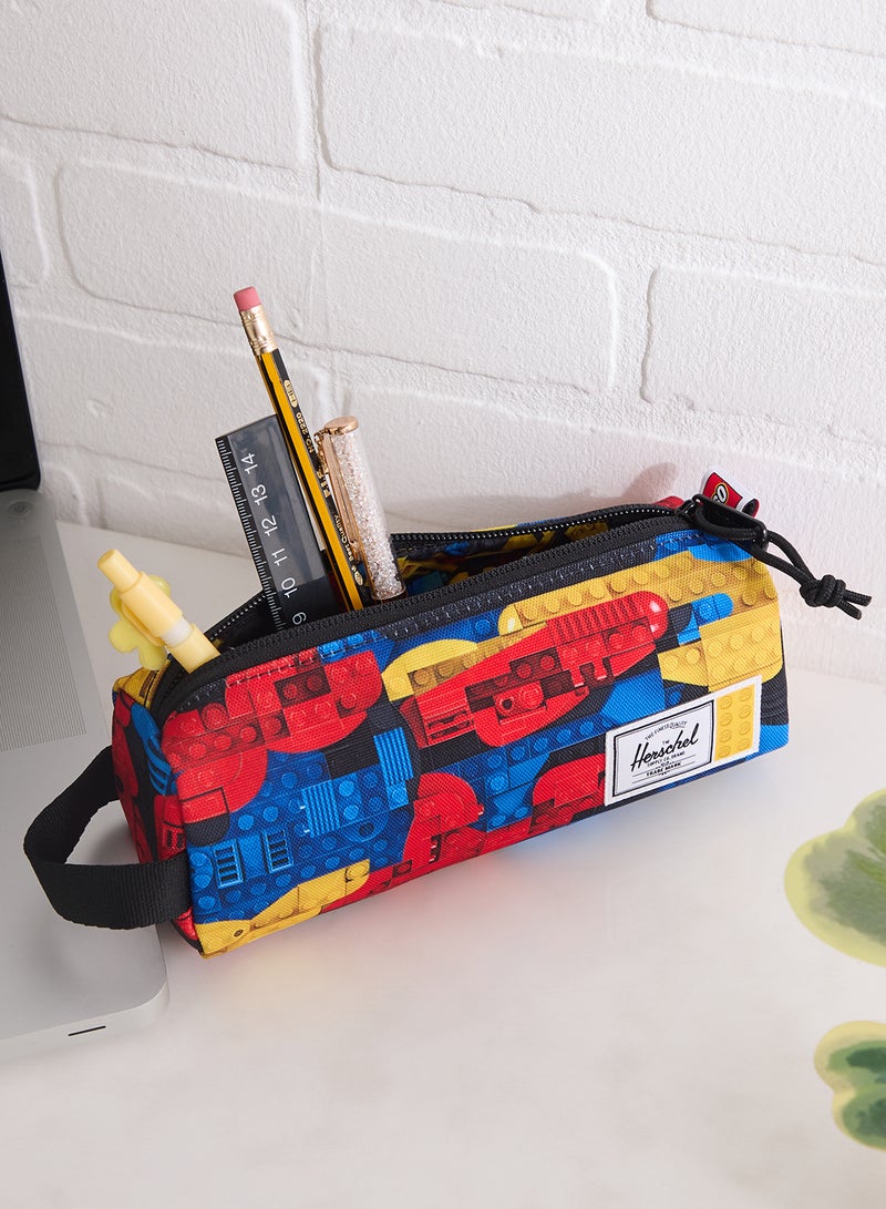 هيرشل سبلاي كو حافظة أقلام ليجو® سيتلمنت - Image 1