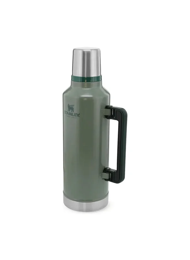ستانلي Stanley Classic Legendary Bottle 2.36L / 2.5QT H.Green â€“ BPA FREE Stainless Steel Thermos | Hot for 45 Hours | Leakproof Lid Doubles as Cup | Dishwasher Safe | Lifetime Warranty