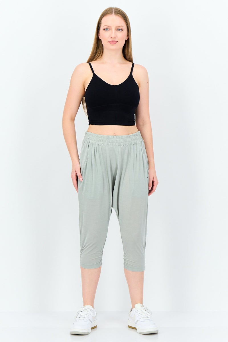 Nike Women Sportswear Fit Training Capri Leggings, Sage Green - Image 2