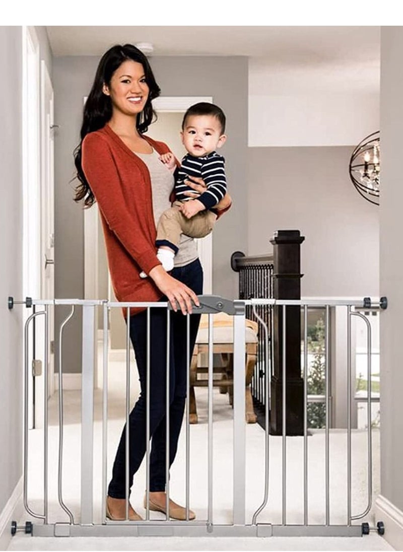 Regalo Easy Step® Extra Wide Platinum Safety Gate  - Image 4
