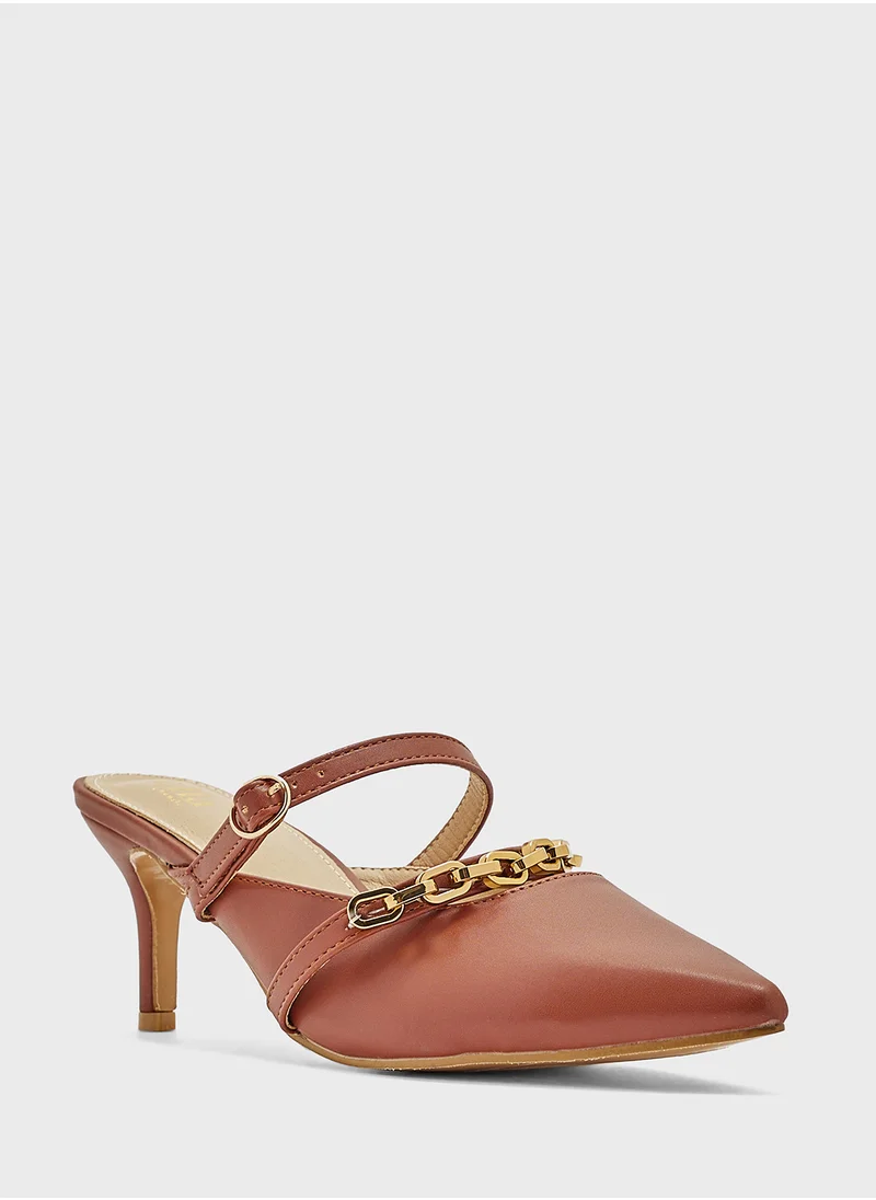 ELLA Chain Detail Pump